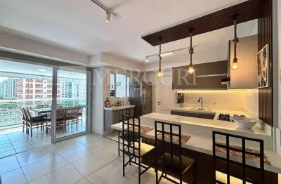 Apartamento no Guarujá, Pitangueiras, 3 Quartos, Sendo 2 Suítes, Varanda Gourmet e Reformado - Mercuri Imóveis - Imobiliária no Guarujá