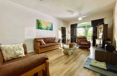 Casa no Guarujá, Guaiúba, 3 Quartos, Sendo 1 Suíte, Churrasqueira e Ofurô - Mercuri Imóveis - Imobiliária no Guarujá