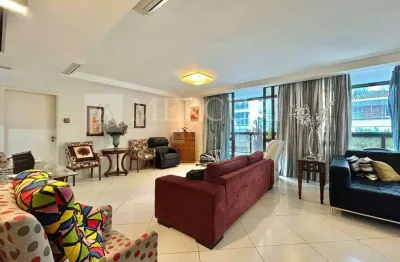 Apartamento no Guarujá, Pitangueiras, 4 Quartos, Sendo 2 Suíte e Sacada - Mercuri Imóveis - Imobiliária no Guarujá