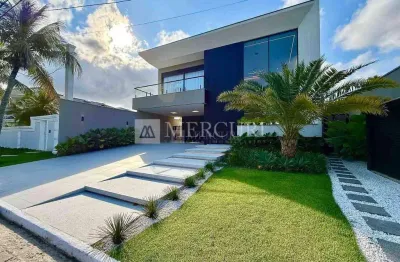Casa de Alto Padrão no Guarujá, Jardim Acapulco, 6 Suítes, Espaço Gourmet com Churrasqueira e Piscina - Mercuri Imóveis - Imobiliária no Guarujá