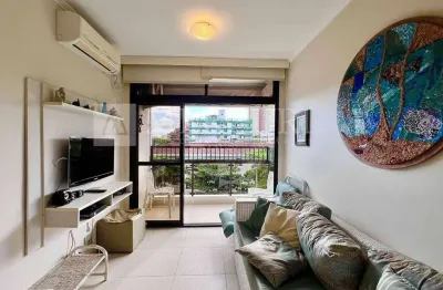 Apartamento no Guarujá, Enseada, 3 Quartos, Sendo 1 Suíte e com Varanda - Mercuri Imóveis - Imobiliária no Guarujá