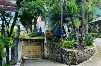 Casa em condomínio fechado com 3 quartos à venda na rebolo gonçalves, 167, vila cercado grande, embu das artes por r$ 720.000