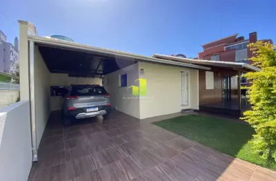 Casa com 2 quartos para alugar na Rua Cardeal, 80, Bombas, Bombinhas