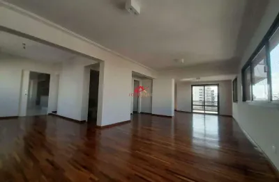 Ampla residência com 4 dormitórios (3 suítes) e varanda – rua princesa isabel