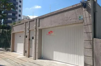 Apresentamos esta maravilhosa casa comercial mobiliada de 270m² para locação, localizada na charmosa rua paiaguás