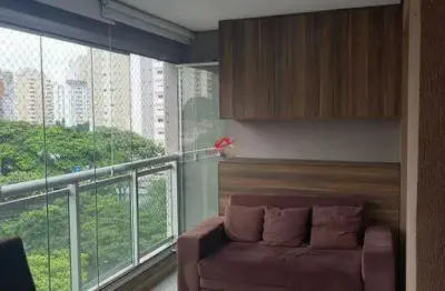 Apartamento com um dormitório, mobiliado, uma vaga de garagem, locação, campo belo