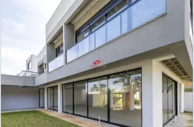 Casa em condominio com 1034 m2 área privativa jardim petrópolis