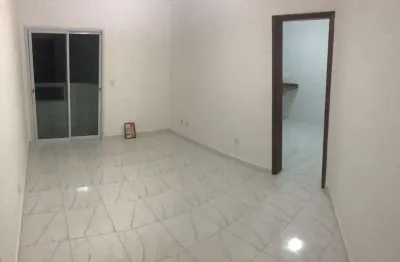 Apartamento com 1 dormitório com varanda gourmet na guilhermina praia grande