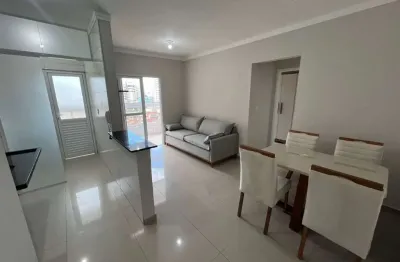 Apartamento mobiliado com varanda gourmet com 1 dormitório à venda, 43 m² por r$ 315.000 - mirim - praia grande/sp