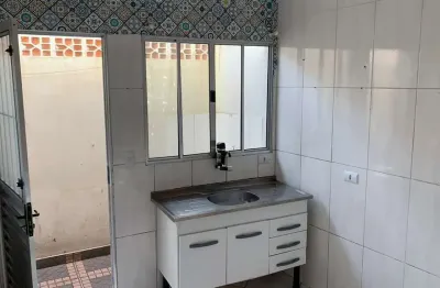 Casa com 2 dormitórios para alugar por r$ 1.100,00/mês - eldorado - diadema/sp