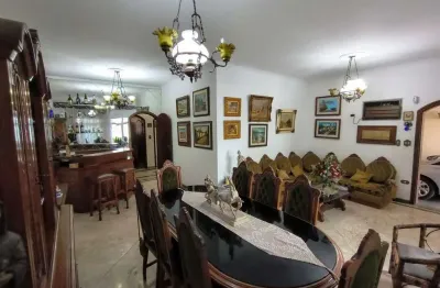 Casa com 3 dormitórios à venda, 302 m² por R$ 1.200.000,00 - Jardim do Mar - São Bernardo do Campo/SP