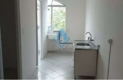 Kitnet com 1 dormitório para alugar, 30 m² por R$ 880,00 - Vila Luzita - Santo André/SP