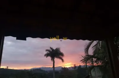 Chácara / sítio com 3 quartos à venda no Recanto Alpina, Santa Isabel 