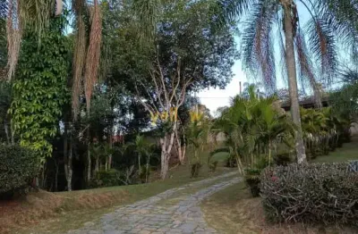 Chácara / sítio com 4 quartos para alugar no Centro Industrial de Arujá, Arujá 