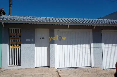 Casa de 200m² em bairro de nova arujá - arujá com 3 dormitórios e 1 suíte por  r$ 4.500,00 para locação