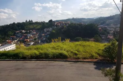 Procurando um terreno residencial em santa isabel ? temos o imóvel perfeito para você! este terreno está localizado no centro da cidade, oferecendo uma localização privilegiada e conveniente para quem