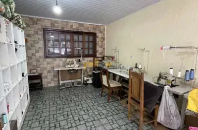 Casa espaçosa em jardim real - arujá com 5 dormitórios e 2 suítes por r$700.000 para venda