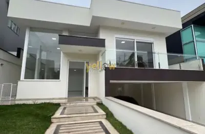 Casa com 3 quartos para alugar no Caputera, Arujá 