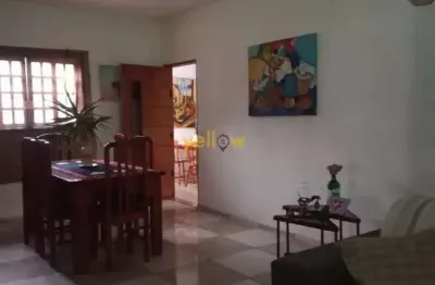 Chácara em - suzano: 175m², 4 dormitórios, 1 suíte, 3 banheiros por r$ 795.000 para venda.