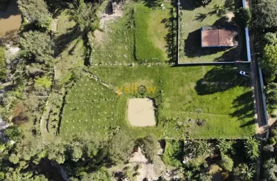 <p>descubra o seu refúgio no campo com este incrível terreno rural localizado em jardim parateí, guararema. com uma área ampla e cercada pela natureza exuberante, este espaço é perfeito para que