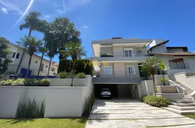 <p>descubra o seu novo lar no exclusivo condomínio arujá 5, uma verdadeira joia localizada em arujá. esta impressionante casa em condomínio fechado conta com 5 dormitórios, sendo 4 suítes, proje