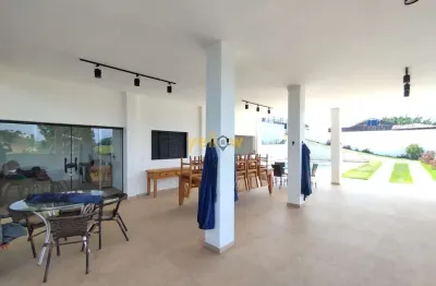 Casa em condomínio fechado em porto alpina  -  igaratá