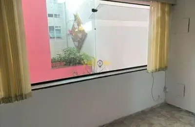 Alugue sala comercial de 23m² no centro de arujá por r$1.240,00