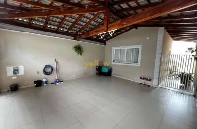 Casa à venda em nova arujá: 3 dormitórios por r$690 mil