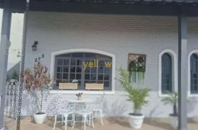 Casa à venda em arujá center ville: 3 dormitórios, 200m²