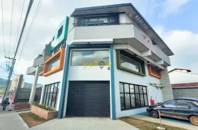 Salão para alugar em vila mogilar, mogi – 124m² e 2 banheiros