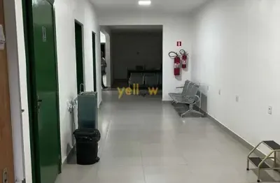 Casa comercial à venda no Jardim Presidente Dutra, Guarulhos 