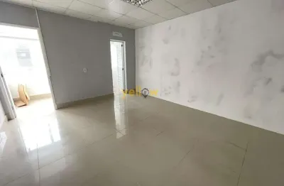 Sala comercial para locação em vila pedroso, arujá – 80m², 2 banheiros