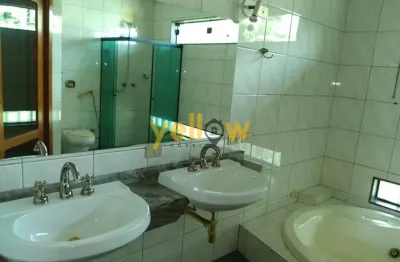 Casa de luxo em condomínio fechado em arujázinho iv - arujá com 400m² e 3 suítes por r$2.3mi