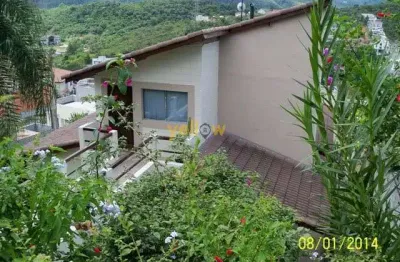 Casa em condomínio fechado em condomínio hills iii - arujá, sp