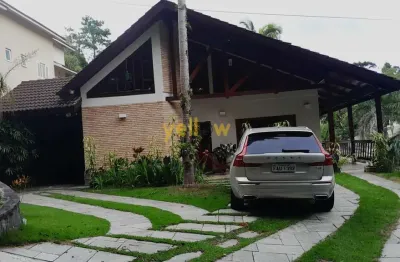Casa em condomínio fechado em arujá com 750m² e 3 suítes - venda  por r$2.150.000