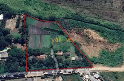 Casa comercial à venda no Una, Itaquaquecetuba 