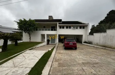 Casa em condomínio fechado em arujá, 5 suítes, 1000m² para alugar
