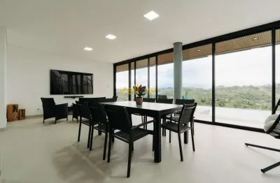 Casa de luxo à venda no condomínio hills iii em arujá – 4 suítes