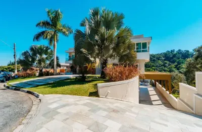 Casa de luxo à venda no condomínio hills iii arujá – 900m², 5 suítes