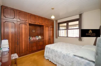 Casa à venda na Rua Doutor Joaquim Ignácio Silveira da Motta, 520, Uberaba, Curitiba