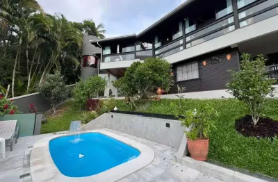 Casa com 4 quartos à venda na Rua Adele Schoenau Nº 80, Fazenda, Itajaí