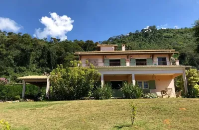 Granja com 2700m² no Condomínio Parque das Bromélias - Juiz de Fora / MG