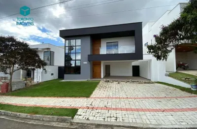 Casa de 290m² com 3 suítes no condomínio residencial alvim