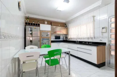 Sobrado à venda no bairro do limão, zona norte de são paulo com  155m² , 2 dormitórios, 4 vagas, r$ 580.900,00
