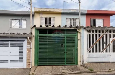 Casa assobradada com 2 domitórios de 130 mts á venda no  - parq pan americano - jaraguá