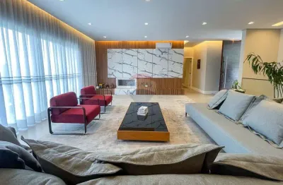 Luxuosa residência com 5 suítes, lazer completo e conforto incomparável