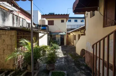 Terreno à Venda na Lapa de Baixo na Zona Oeste de São Paulo com 223m².