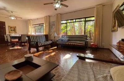 Casa com 3 quartos para alugar na Vila Madalena, São Paulo 