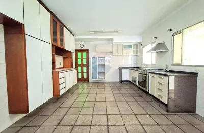 Sobrado à venda com 187 m², 3 dormitórios (1 suíte master), 4 vagas, lareira e corredor lateral, em santana / chora menino - zona norte de são paulo.