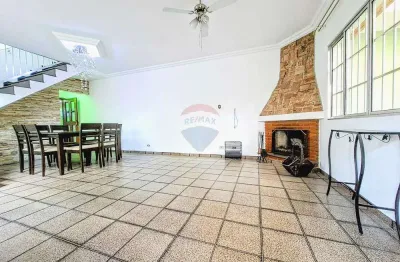 Sobrado à venda com 187 m², 3 dormitórios (1 suíte master), 4 vagas, lareira e corredor lateral, em santana / chora menino - zona norte de são paulo.